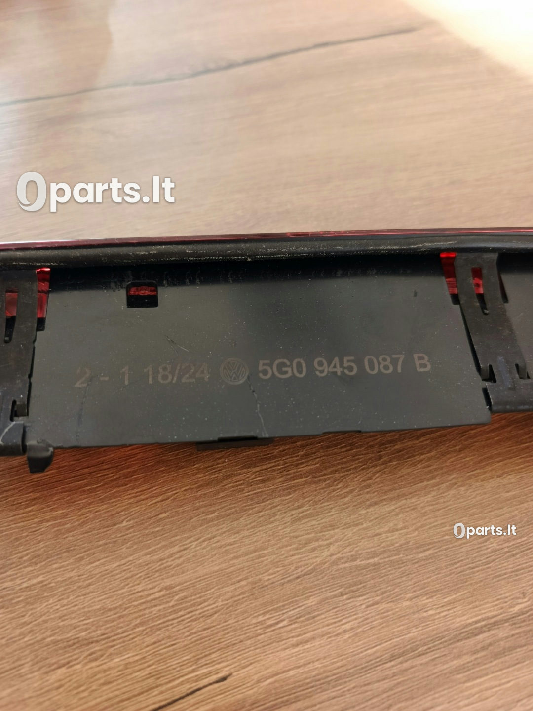 Papildomas stabdymo žibintas su purkštuku Volkswagen · 5G0945087B