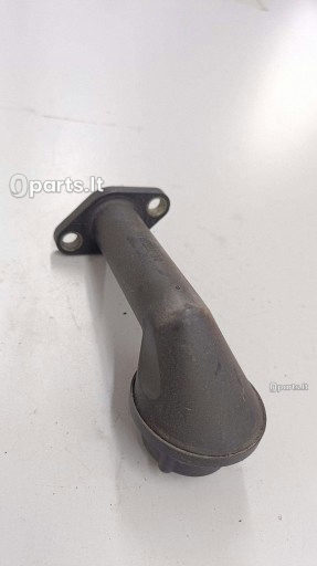 Siurbimo vamzdis Volkswagen Passat B8 · 04L115251A