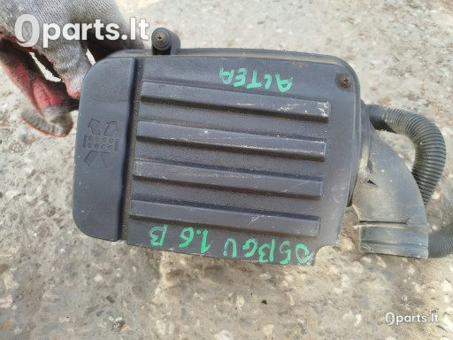 Alkūnė Seat · 1K0129610B