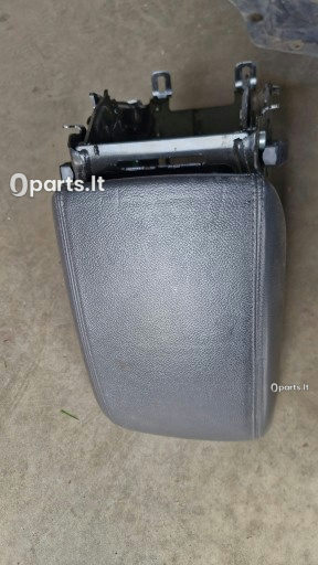 Centriniai tuneliai Audi Q5 SQ5 8R · 8R0864283A