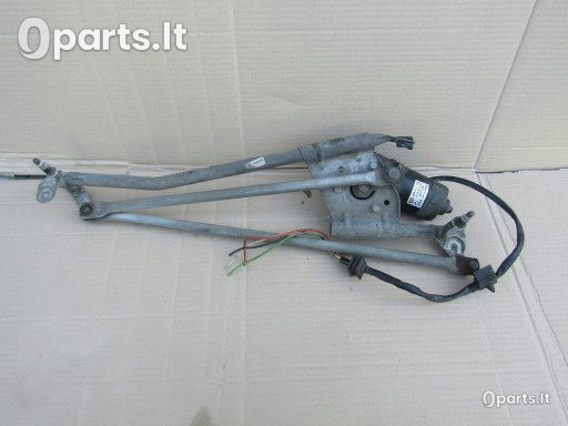 Traukė Chrysler Crossfire · A1708240105