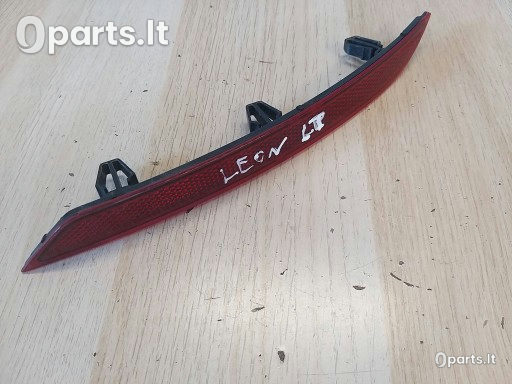 Galinio žibinto atšvaitas Seat Leon IV · 5FA945105C
