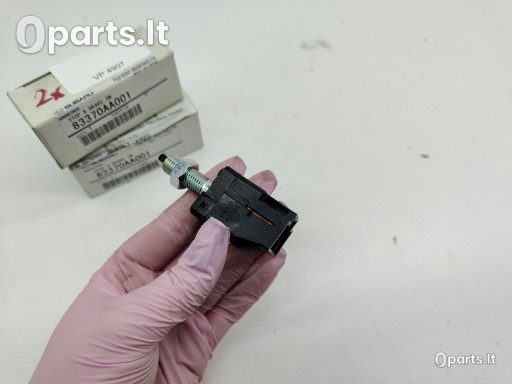 Stabdžių žibinto jungiklis Subaru · 83370-AA001