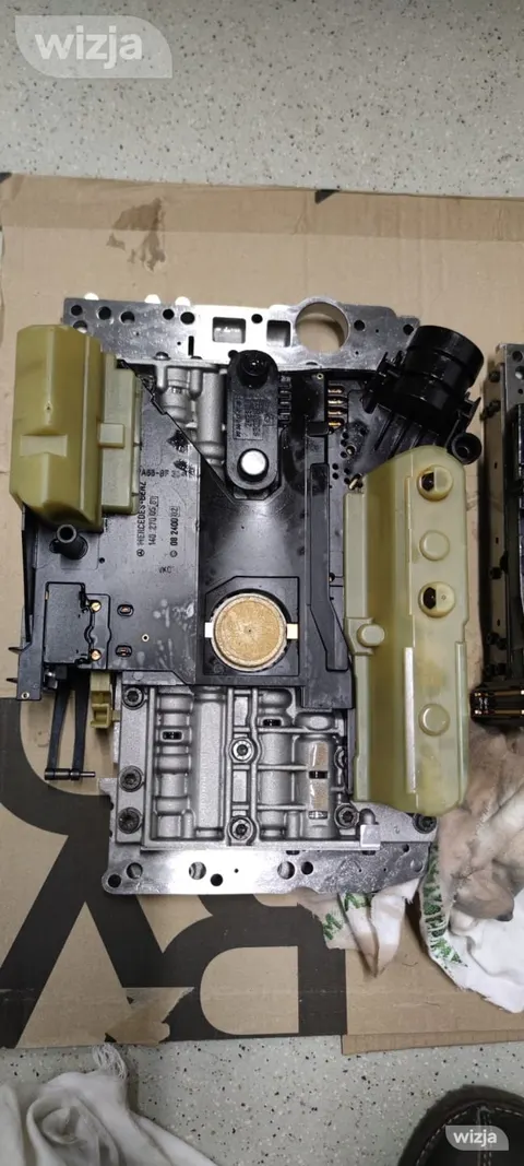 MERCEDES W211 3.2 CDI 2.7 E320 VALDYMO BLOKAS GREIČIŲ DĖŽĖS PLOKŠTĖ
