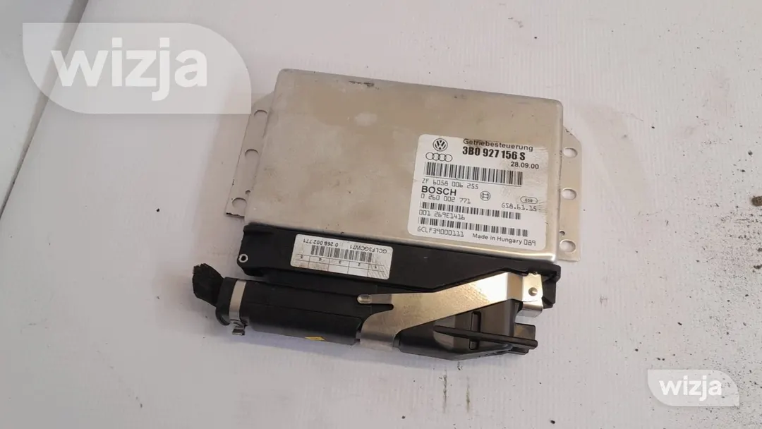 VW PASSAT B5 LIFT 1.9 TDI PAVARŲ DĖŽĖS KOMPIUTERIS VALDIKLIS 3B0927156S